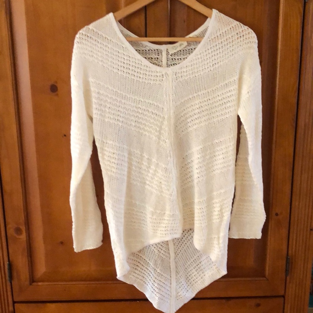 RD Style off white sweater